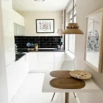 Apartament Happy House
